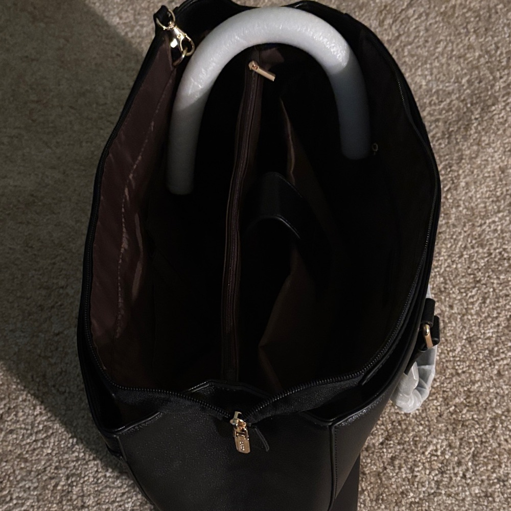 NWT  Black Women's Laptop Bag - Picture 3 of 15